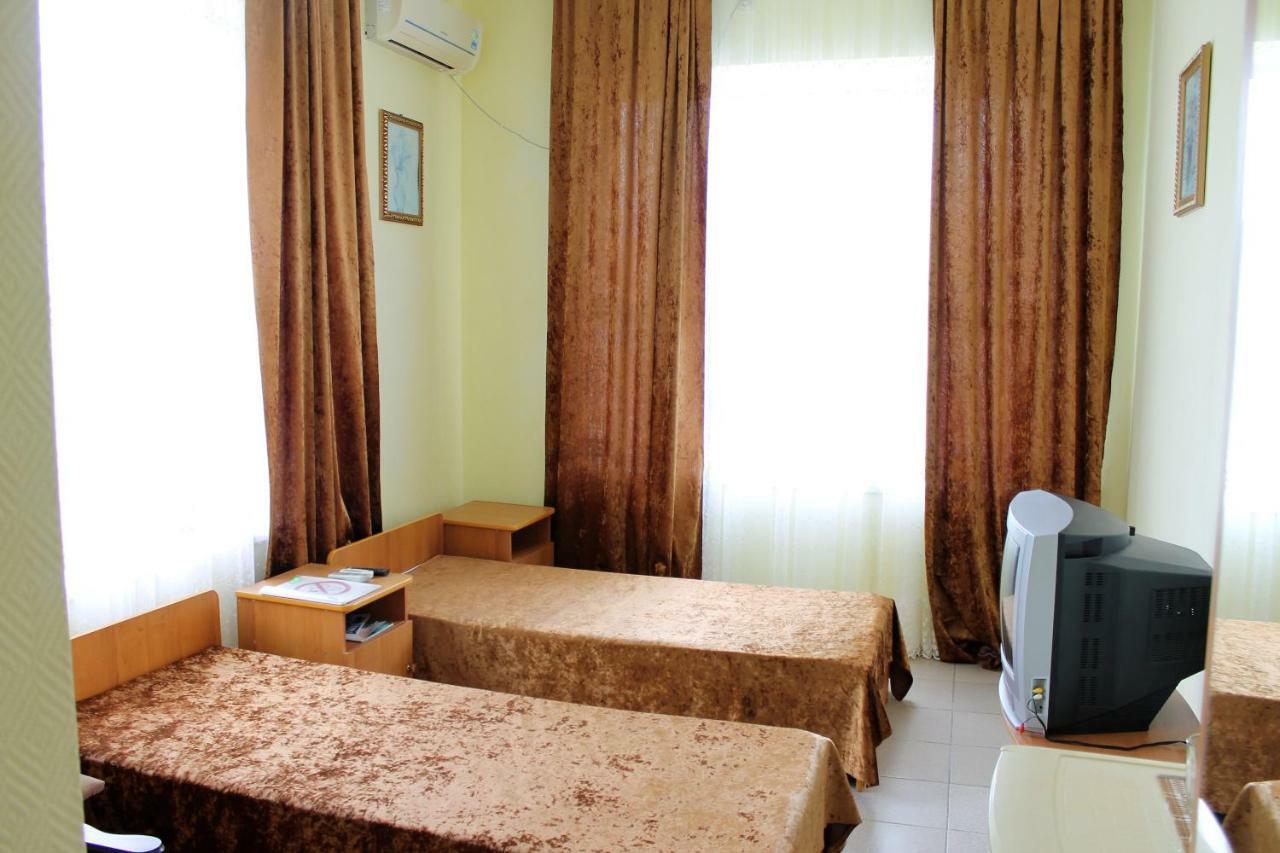 جيليندجيك Zhemchuzhina Guest House المظهر الخارجي الصورة