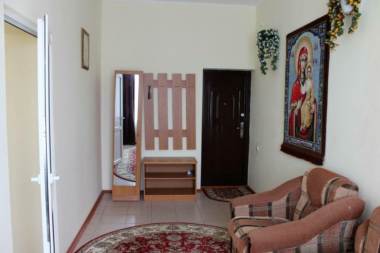 جيليندجيك Zhemchuzhina Guest House المظهر الخارجي الصورة