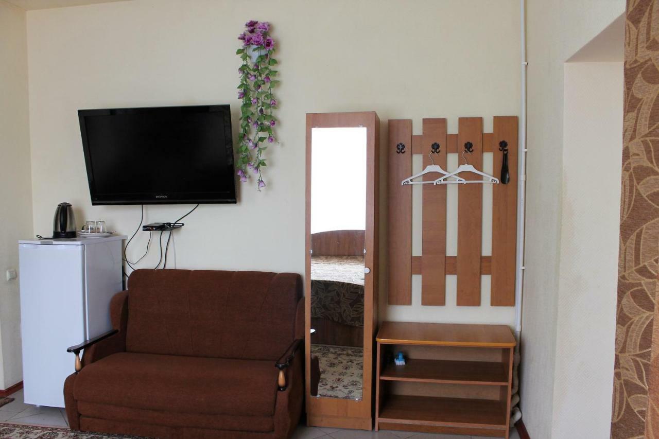 جيليندجيك Zhemchuzhina Guest House المظهر الخارجي الصورة