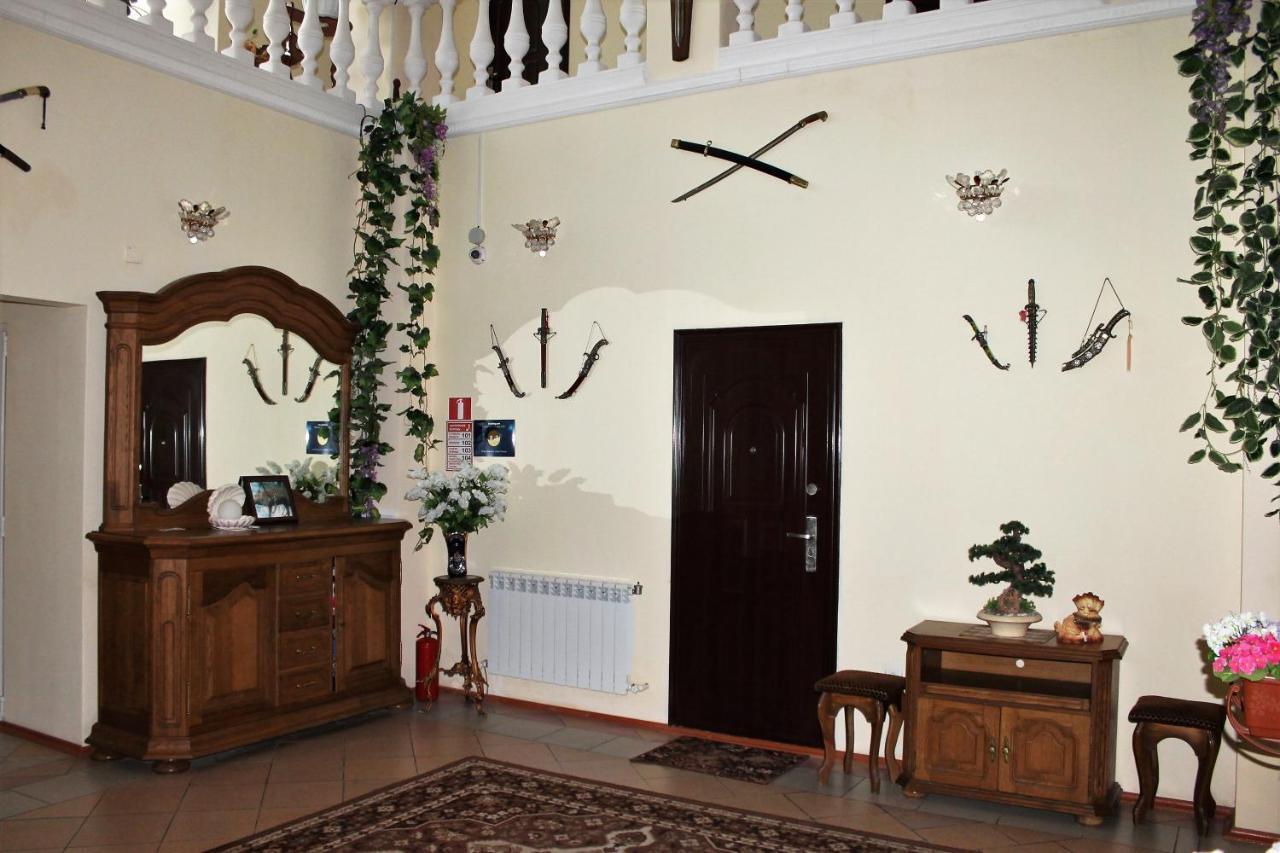 جيليندجيك Zhemchuzhina Guest House المظهر الخارجي الصورة