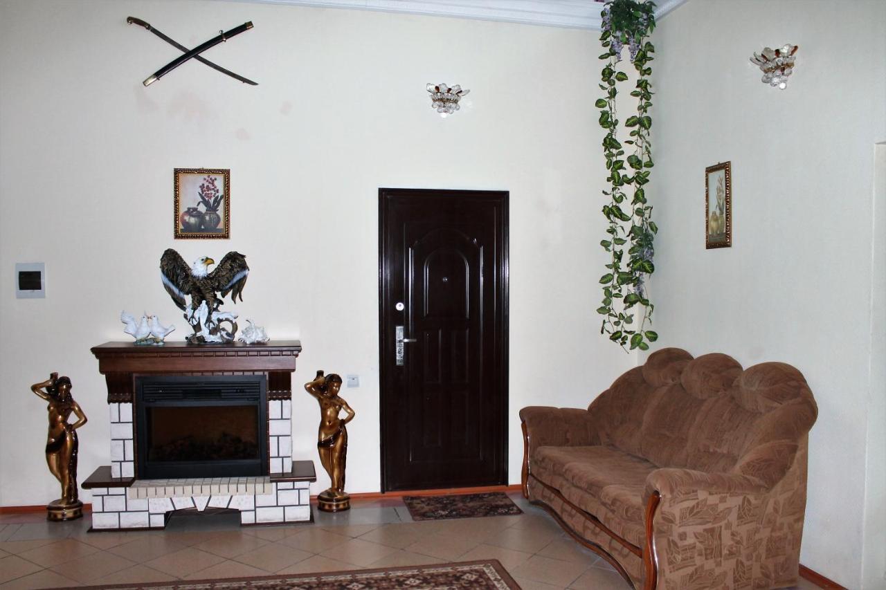 جيليندجيك Zhemchuzhina Guest House المظهر الخارجي الصورة